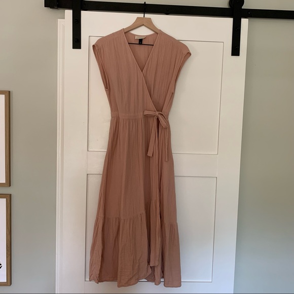 Universal Thread Dresses Universal Thread Blush Pink Wrap Dress